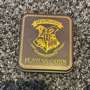 Warner Bros Black and Gold Hogwarts Card Game